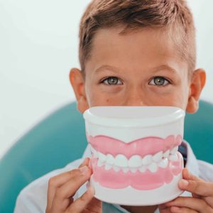 Enfant Omnipratique: Découvrez le Prodigieux Phénomène qui Épate le Monde! 7b978a0e463566f978a0e4635f5a78v