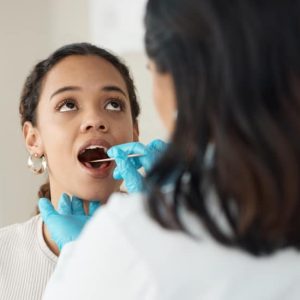 Incroyable: Cas de cancer de la bouche bondissent de 12% cancer bouche royaume uni