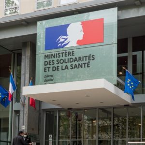 Catherine Vautrin: Nouvelle Ministre du Travail, Santé & Solidarités choc! catherine vautrin ministre sante attal