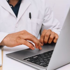 Doctolib révolutionne la santé: messagerie sécurisée pour pros en 1 Doctolib : une messagerie sécurisée pour les professionnels de santé