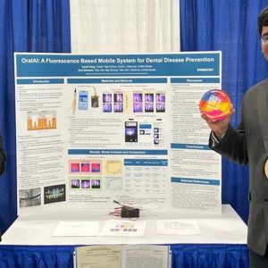 Deux lycéens américains créent OralAI, une application pour détecter les caries
